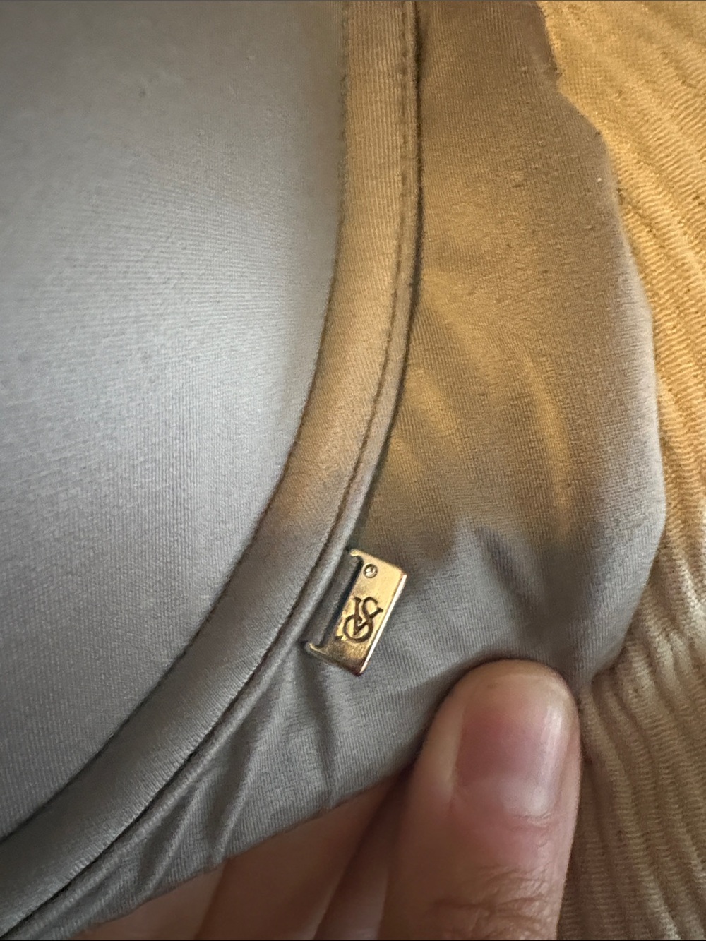 Victoria’s Secret very sexy push up - Picture 2 of 13